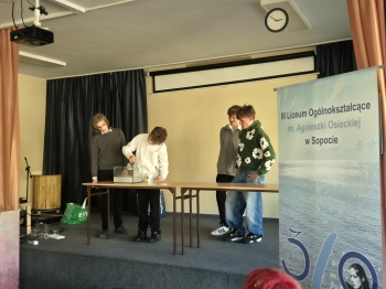 1008ac79-4e94-43c9-aa4c-58627d037211.jfif