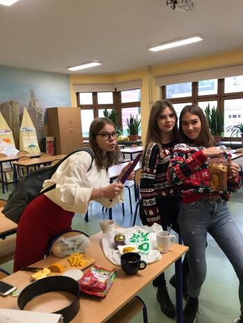 78329740_456057765052943_2655735311711076352_n