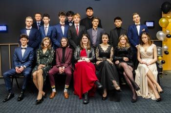 2561842-Studniowka-III-Liceum-Ogolnoksztalcace-w-Sopocie