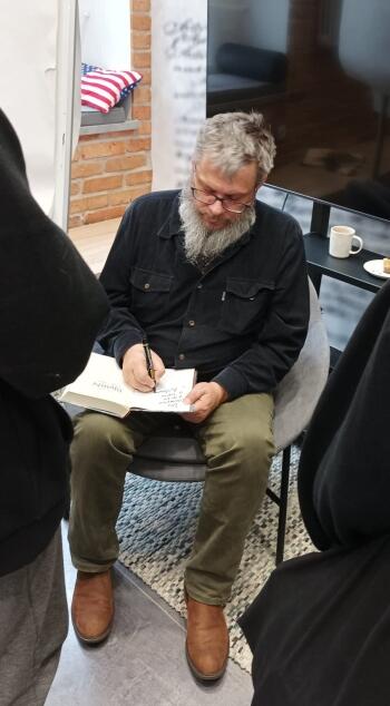 cbc5ff6f-9a87-42b4-a5fa-b287f64b6037d