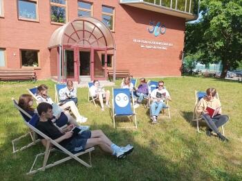 6a48f52a-4b7b-4c64-8036-6bde33fc076c