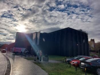 ae1835a3-20ee-4a99-92d9-e2b88719036b