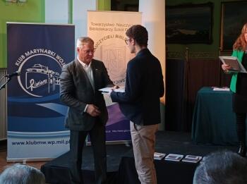 0d86714c-bd71-4570-9033-6b043051770b