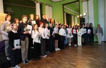 fb54da78-7264-4eea-8046-886335306282