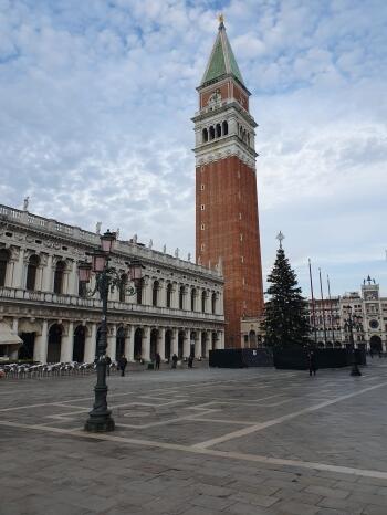 77971a21-e9f3-474f-9422-86ff1a7c41b7