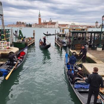 61dfcbd2-1565-4873-b2f5-be2e332cad9f