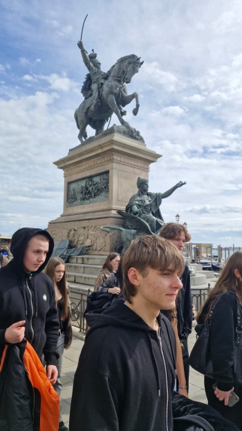 482246752_1223207796475711_3808955450897069189_n