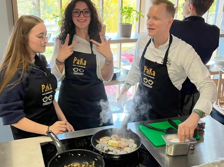 PAKA-Inne garowanie w Sopocie. 